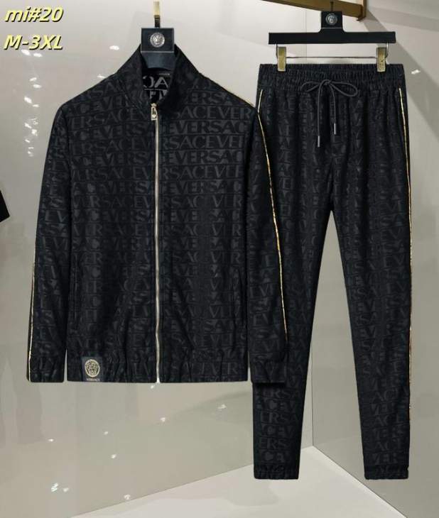 Picture of Versace Sweater Suits _SKUVersaceM-3XL12yr30342752